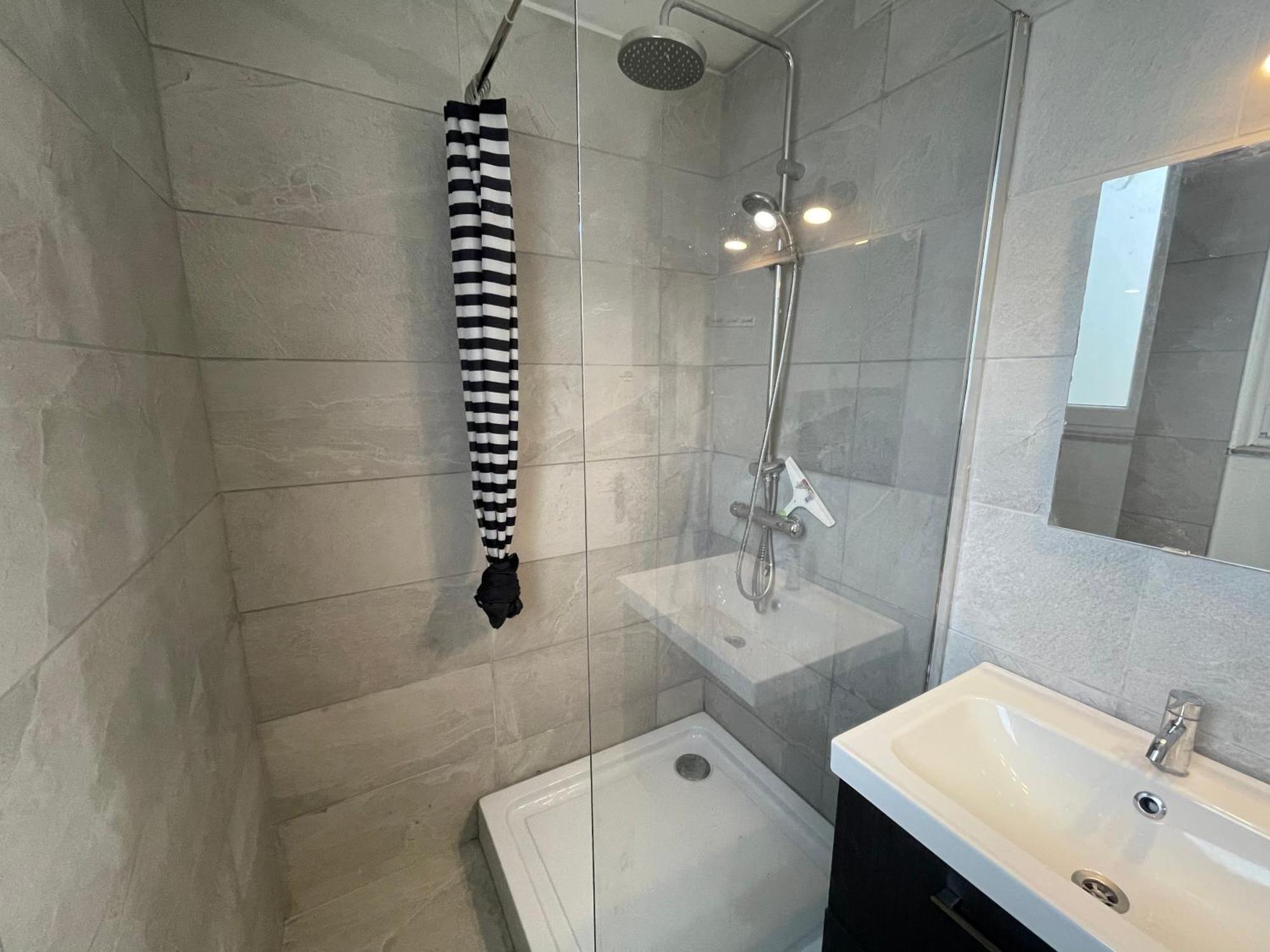 Appartamento #6 : 2 Pieces Dernier Etage Tres Calme 40M2 Strasburgo Esterno foto